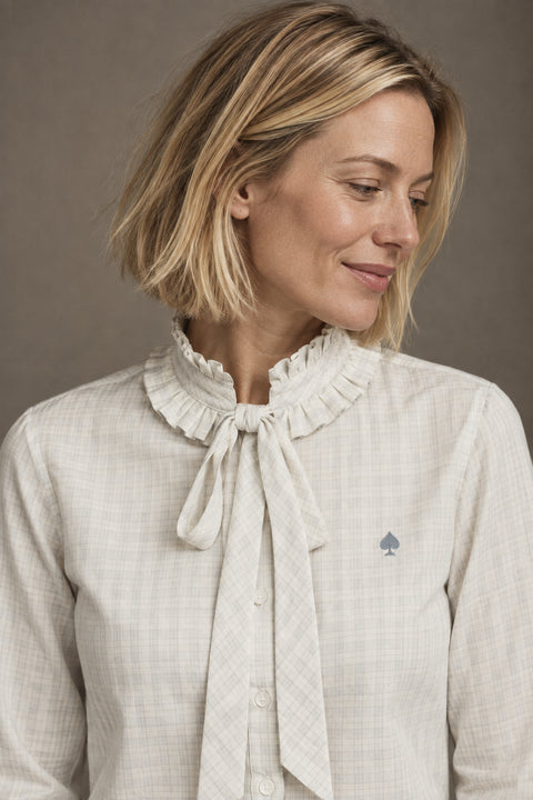 Camisa Isabelle de rayas con lazo — lookbook Live with Passion