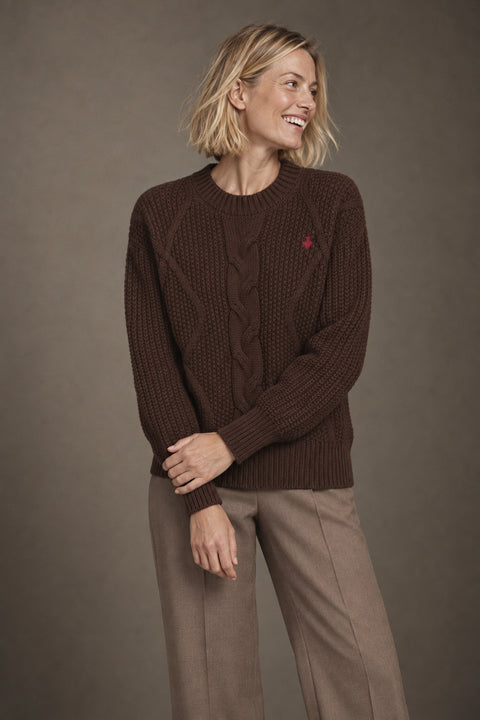 Jersey de trenzas marrón — lookbook